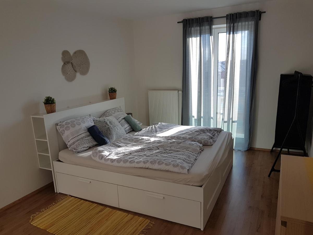 פלזן Kavi Apartments #1, Top Sunset View מראה חיצוני תמונה